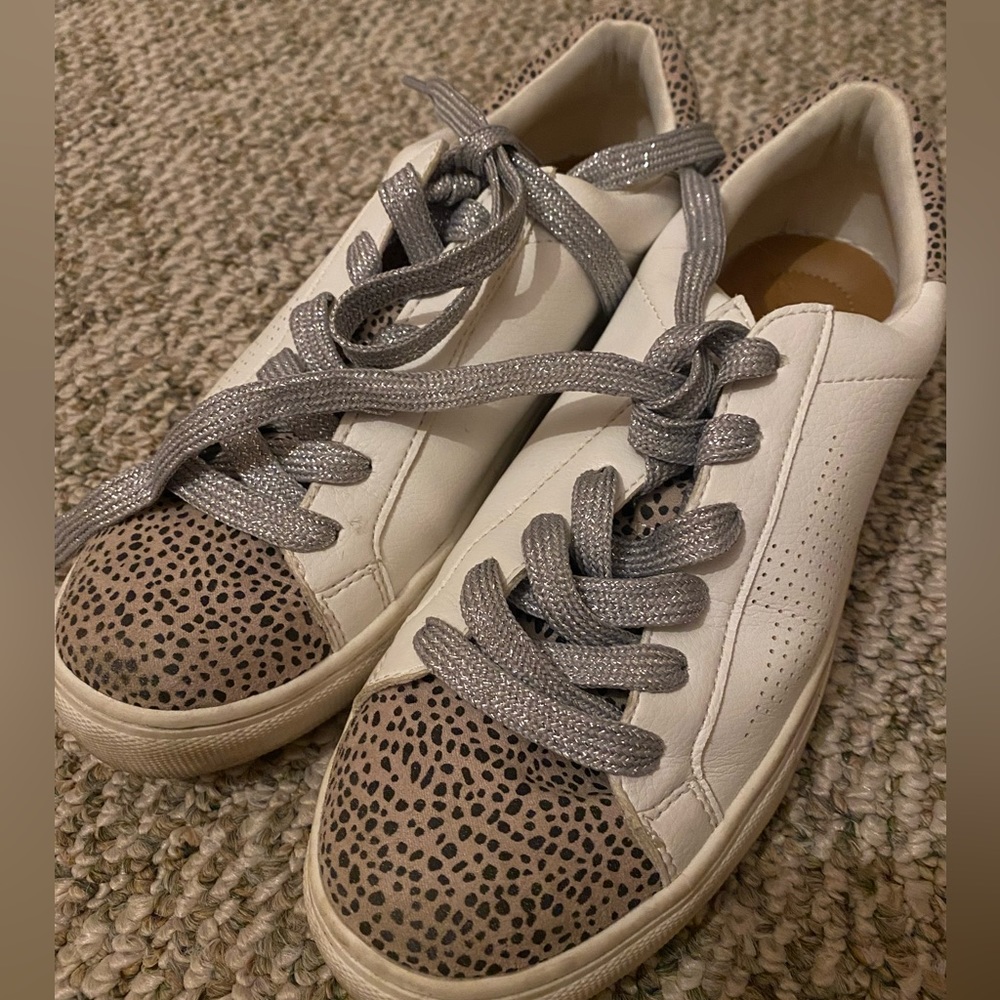 Size 9 target tennis shoes
